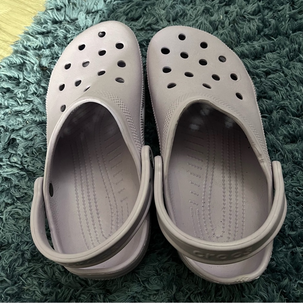 Crocs classic clog light purple unisex 6 men’s 8 women’s